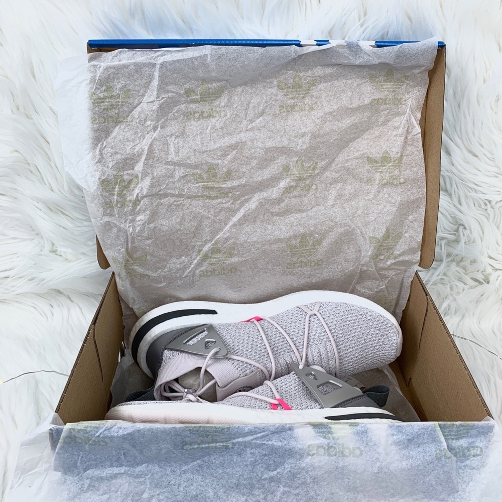 New Adidas Arkyn PK Women’s Shoes - Picture 8 of 8